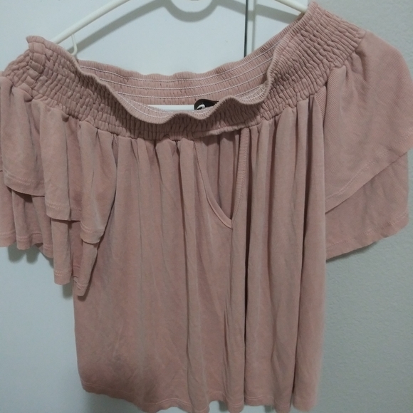 Sm Ontwelfth ruffled top - Picture 1 of 3